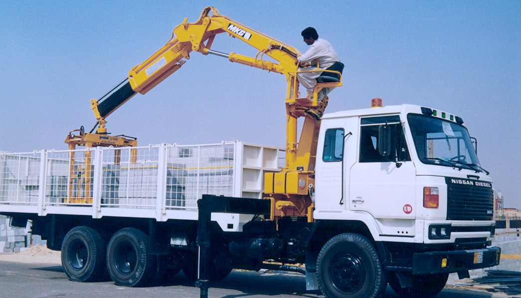 Brick Handling Cranes Image